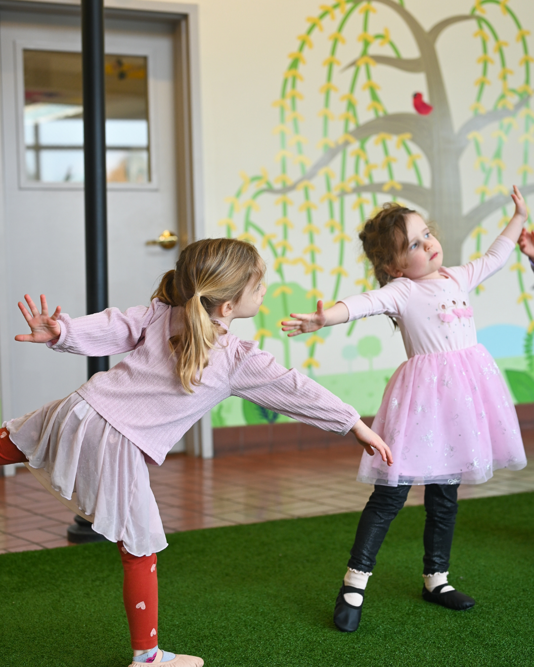LeafSpring School preschool students dancing