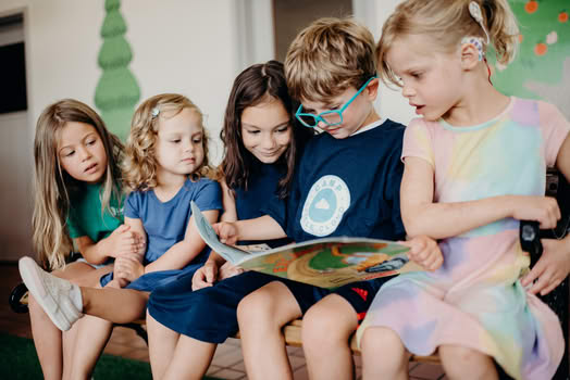 LeafSpring School kindergarten group reading